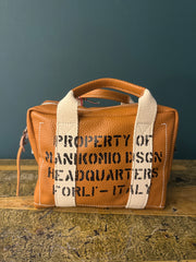 Borsa Marty pelle martellata tobacco manikomio dsgn